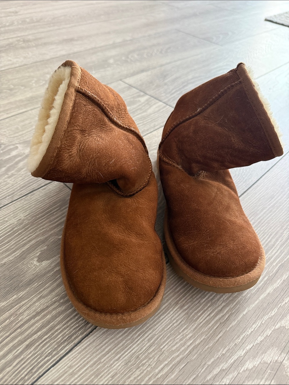 UGG Kids Chestnut Suede Shearling Boots